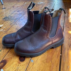 Wine colored Blundstone boots